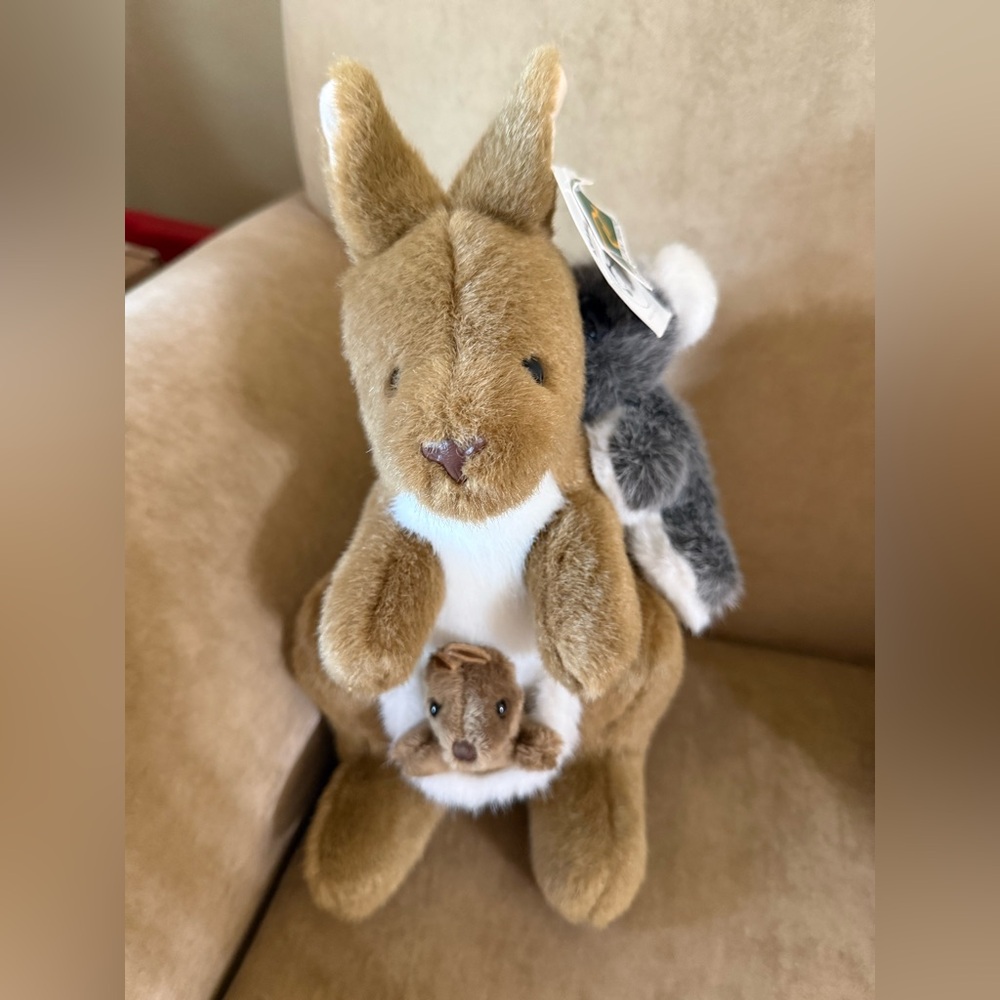 Charming Kangaroo and Joey Plush Toy - Tan and White